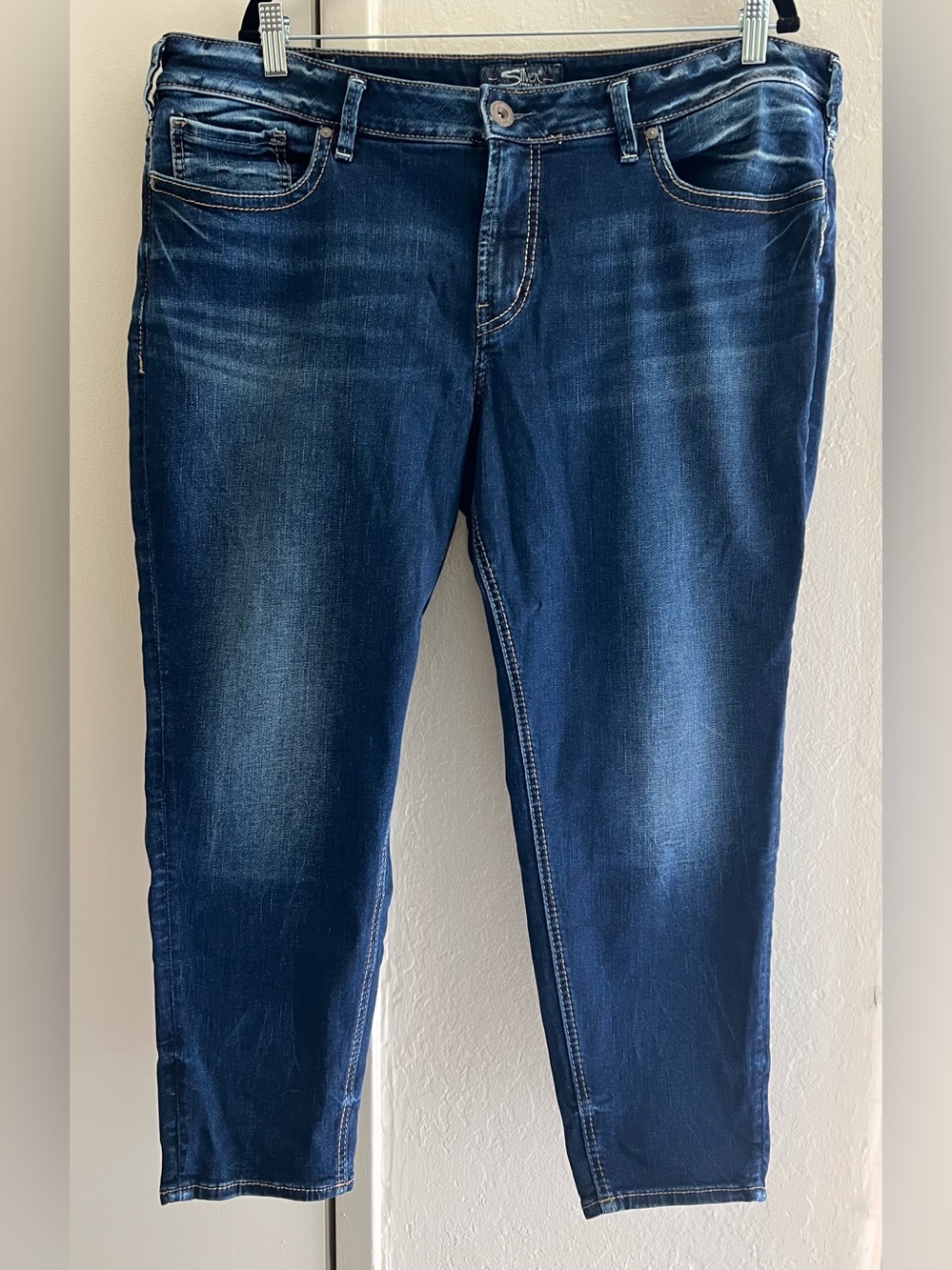 Silver Jeans Co. Dark Blue Women’s Jeans